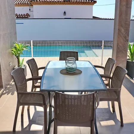 Moderno Con Pisicina