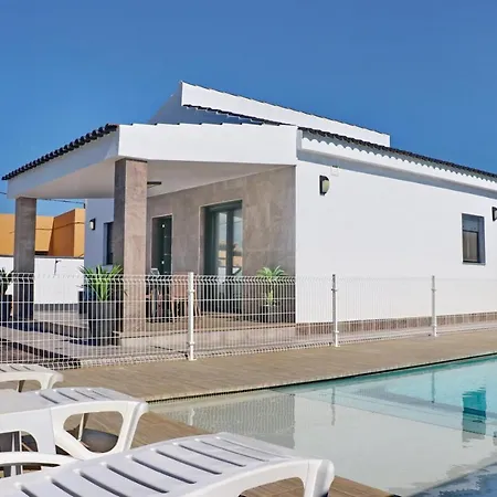 Moderno Con Pisicina Chalet Conil De La Frontera