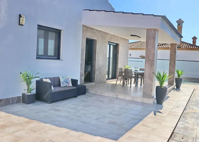 Moderno Con Pisicina Chalet Conil De La Frontera
