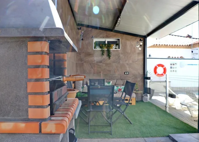 Chalet Moderno Con Pisicina