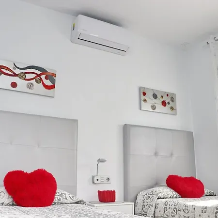 Moderno Con Pisicina *