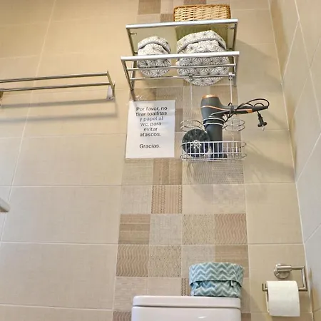 Moderno Con Pisicina *