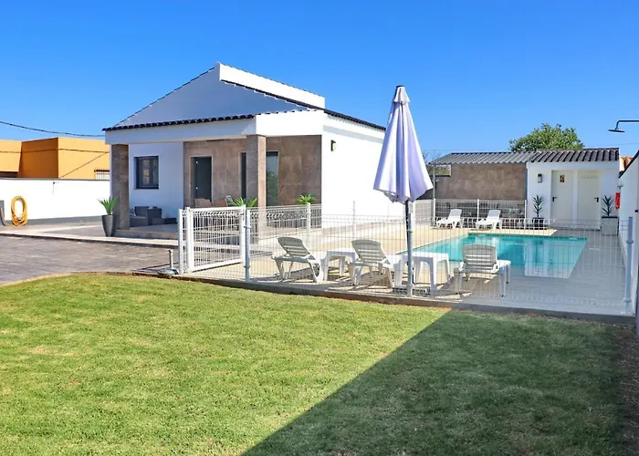 Moderno Con Pisicina Alpstuga Conil De La Frontera