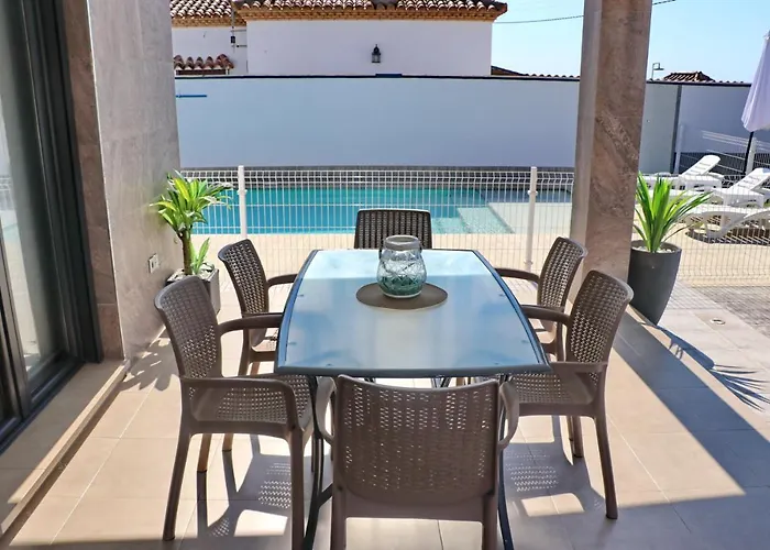 Moderno Con Pisicina