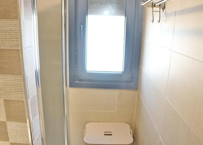 Moderno Con Pisicina