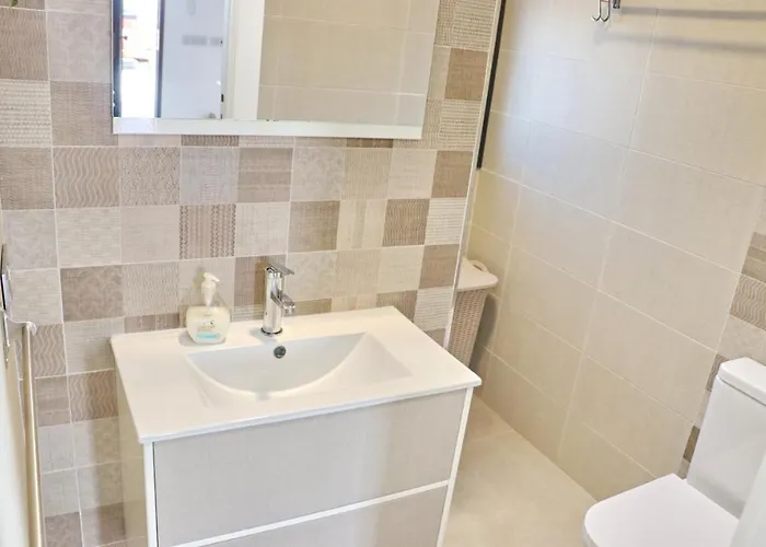 Moderno Con Pisicina *