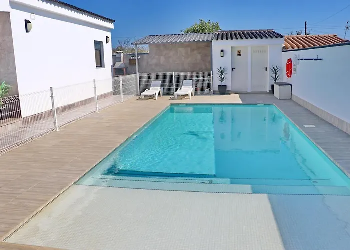 Moderno Con Pisicina